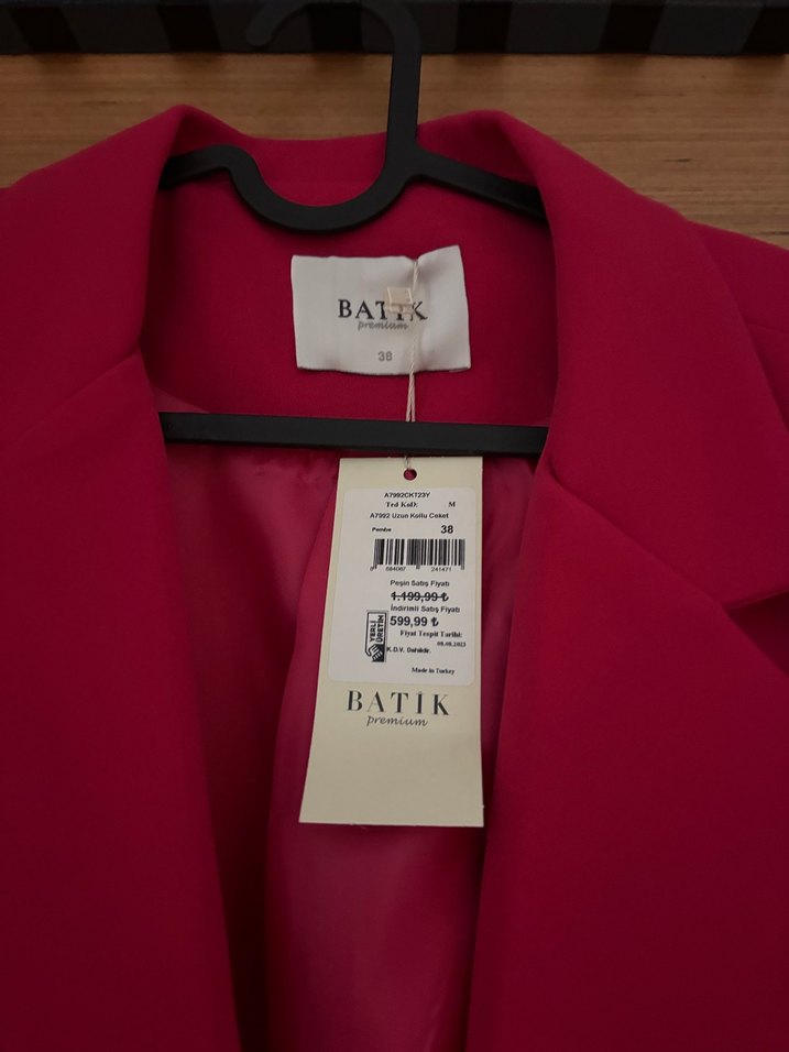 Kadın Crop Blazer Ceket - Görsel 3