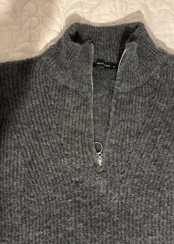 Gri Yarım Fermuarlı Yün Kadın Kazak - Görsel 2