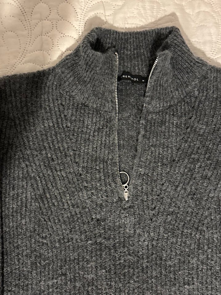 Gri Yarım Fermuarlı Yün Kadın Kazak - Görsel 2