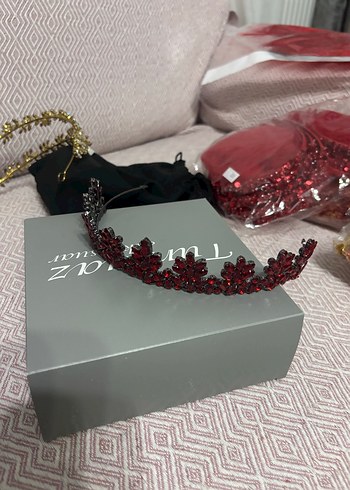 Kırmızı Payetli Kadın Kına Tacı - Görsel 2