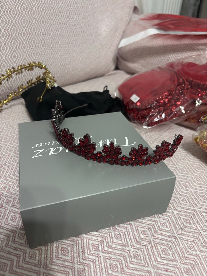 Kırmızı Payetli Kadın Kına Tacı - Görsel 2