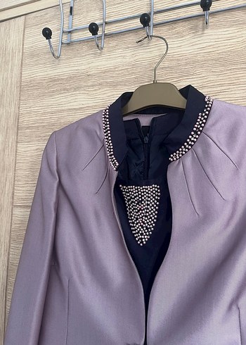 Mor Düğmeli Kadın Uzun Takım Elbise - Görsel 3