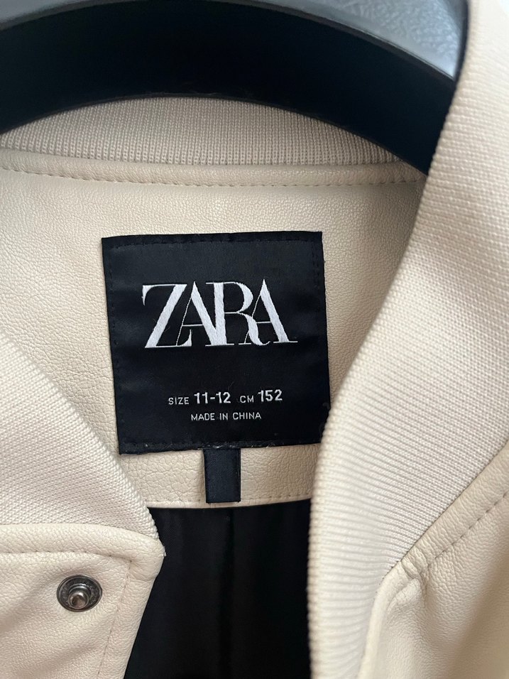 Düğmeli Beyaz Deri Oversize Ceket - Görsel 2