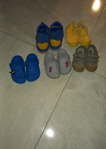 24 Beden mavi Renk Mavi Erkek Çocuk Cırt Cırtlı Terlik
