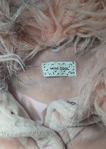 Pembe Kürklü Kız Mont - Görsel 4