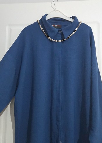 Zincir Detaylı Mavi Uzun Kollu Kadın Gömlek - Görsel 2