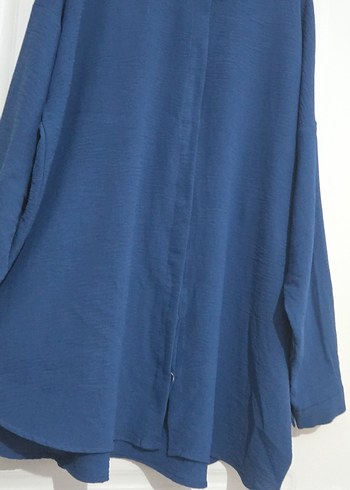 Zincir Detaylı Mavi Uzun Kollu Kadın Gömlek - Görsel 5