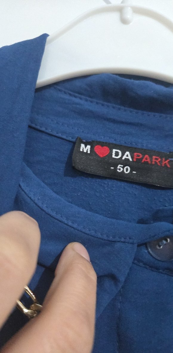 Zincir Detaylı Mavi Uzun Kollu Kadın Gömlek - Görsel 3