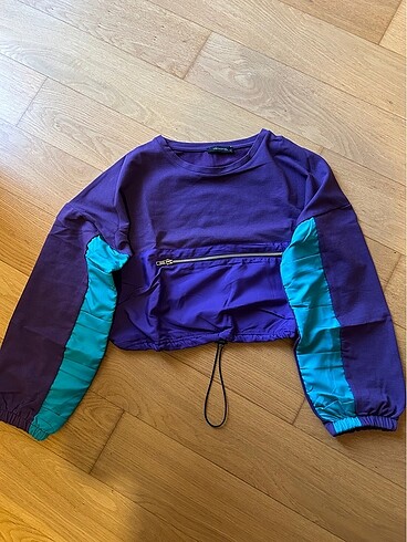 Crop sweatshirt