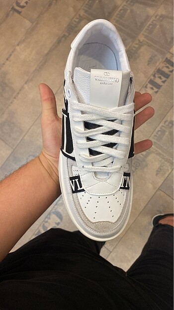 Valentino A kalite sneakers