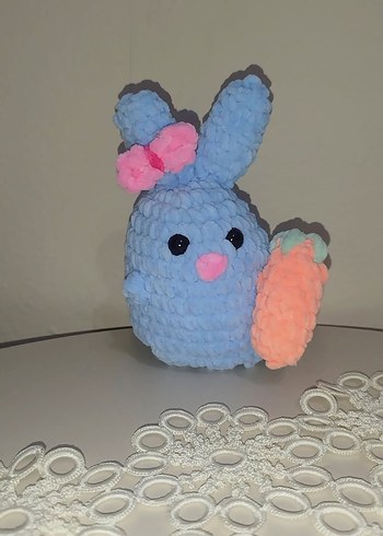 Oyuncak mavi peluş tavşan Amigurumi