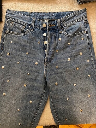 H&M Mom Jeans