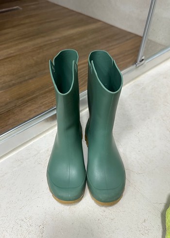 27/28 numara DECATHLON mağazasından   Yağmur
 çizmesi - Görsel 3