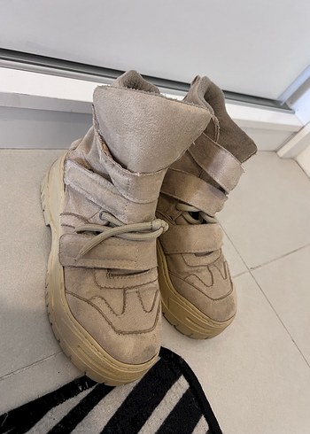 Bej Süet Kadın Dolgu Topuklu Bot - Görsel 2