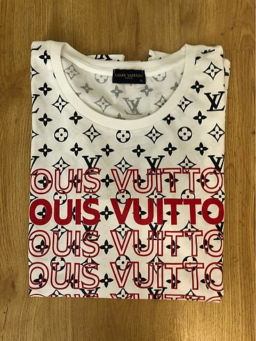 Louis Vouitton tshirt