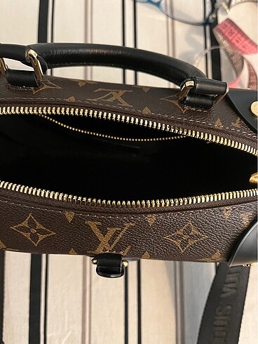 Beden kahverengi Renk Louis Vuitton çanta