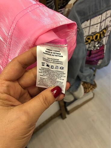 m Beden pembe Renk Nike fermuarlı ince mont