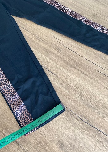 34 Beden Twist Beli Lastikli Siyah Yanları Leopar Desenli Kadın Pantolon