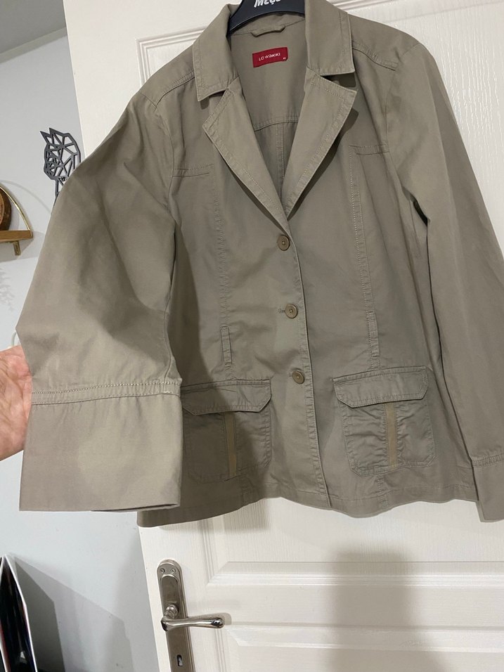 Lcwaikiki Bej Düğmeli Bej Kadın Ceket 44 - Görsel 2