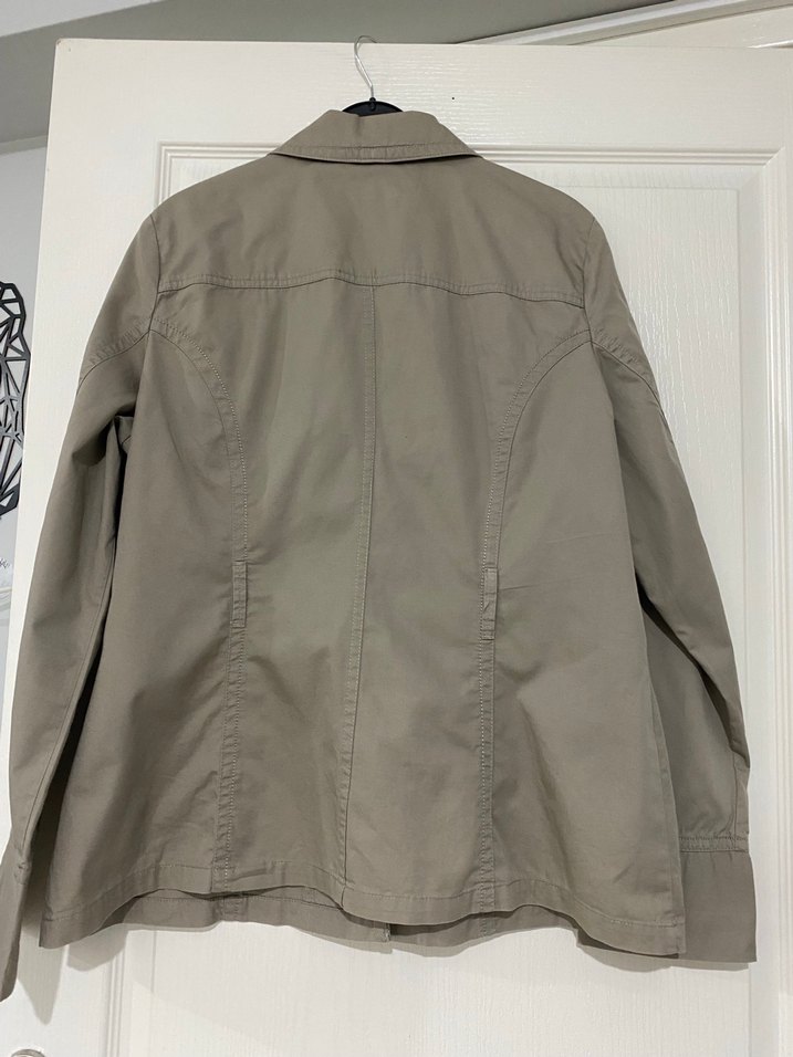 Lcwaikiki Bej Düğmeli Bej Kadın Ceket 44 - Görsel 3