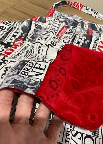 Kırmızı ve Gri Baskılı Mutfak Önlüğü - Görsel 3