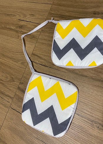 Gri ve Sarı Zigzag Desenli Fırın Eldiveni - Görsel 3
