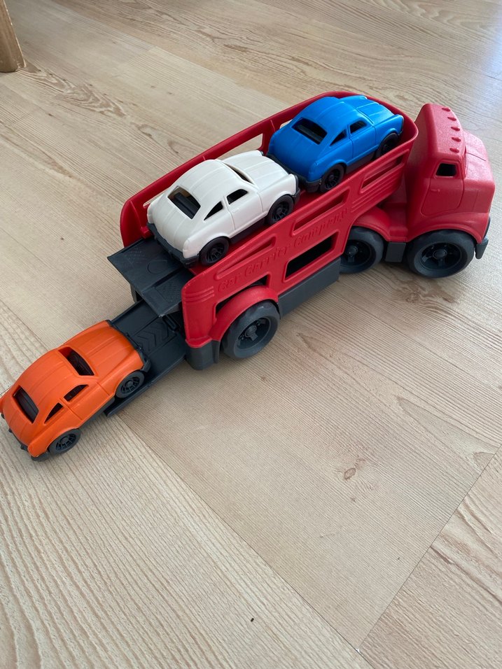 Çek Bırak Kırmızı Oyuncak Kamyon ve 3 Mini Araba - Görsel 5