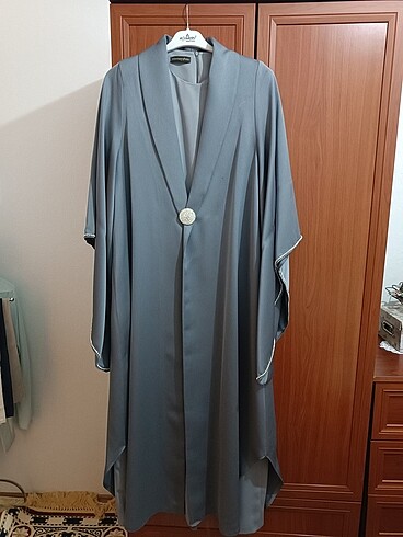 Armine Abaya