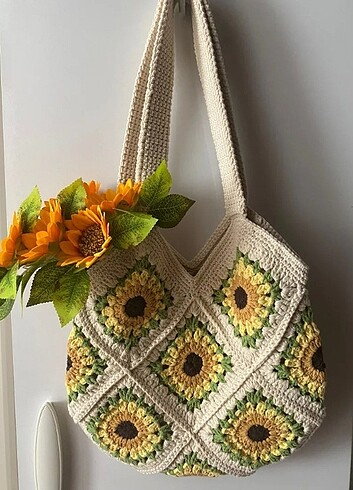 Ayçiçeği motif çanta 