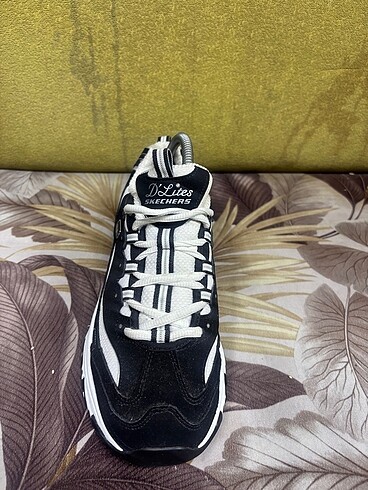 Skechers spor ayakkabı