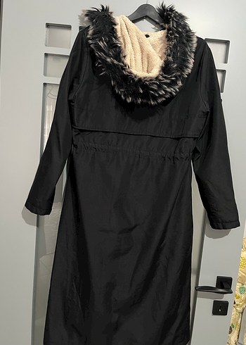Siyah Uzun kadın tesettür mont - Görsel 4