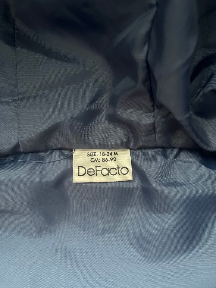 Erkek Çocuk Mavi Kapüşonlu şişme Yelek - Görsel 2