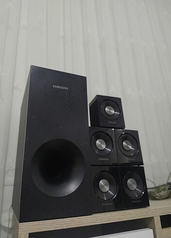 Samsung ht d350 Ev Sinema 5+1 Ses Sistemi  - Görsel 3