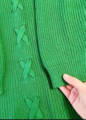 Örgü Mini Bel Çantası ve Yeşil Bağcıklı Kazak - Görsel 5