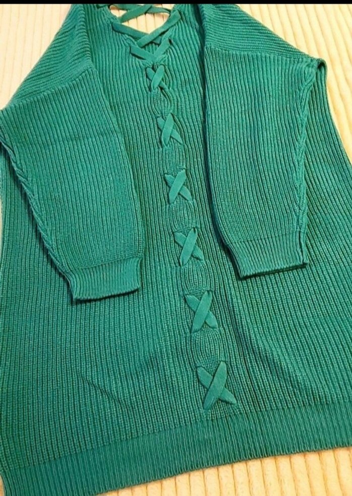 Örgü Mini Bel Çantası ve Yeşil Bağcıklı Kazak - Görsel 2