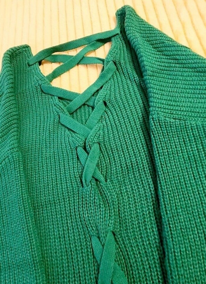 Örgü Mini Bel Çantası ve Yeşil Bağcıklı Kazak - Görsel 3