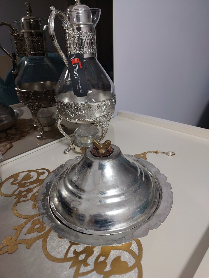 en az 60 yıllik antika yeni kalaylanmiş sunum tabagi - Görsel 3