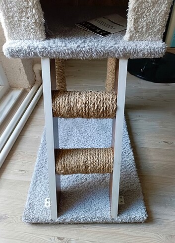  Tırmalama tahtalı kedi evi