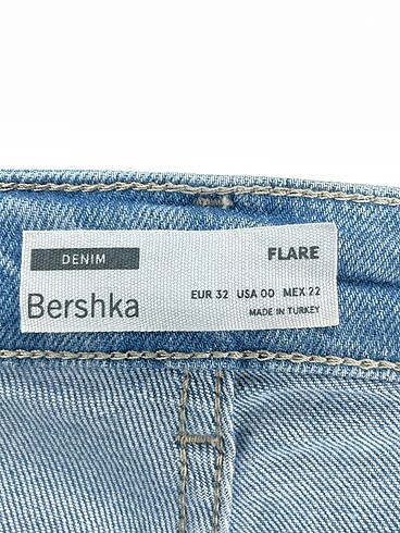 32 Beden çeşitli Renk Bershka Jean / Kot %70 İndirimli.