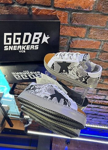 Golden goose deluxe 