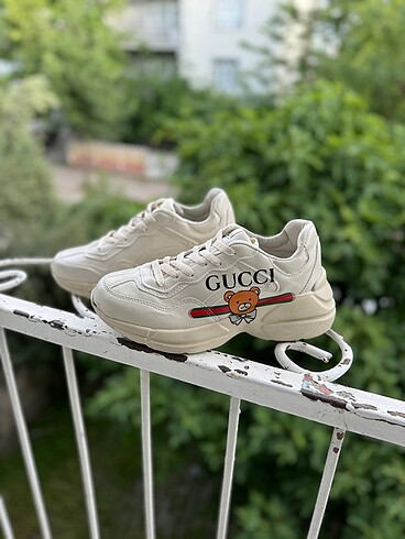 Gucci sneakers