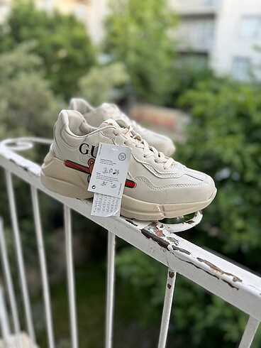39 Beden Gucci sneakers