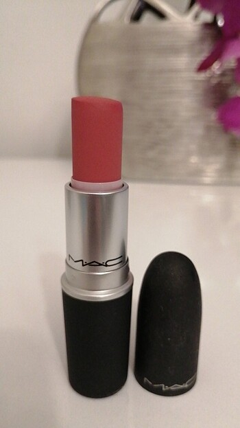 Mac powder Kiss 301 a little tamed lipstick ruj