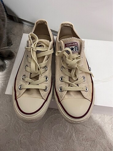 Converse 36