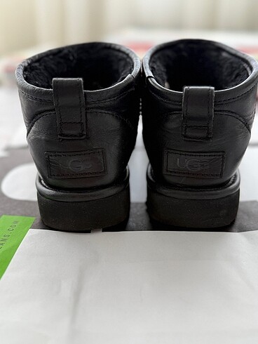 ultra mini ugg siyah deri