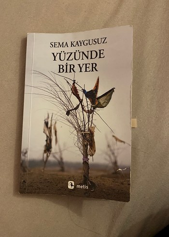 Yüzünde Bir Yer - Sema Kaygusuz