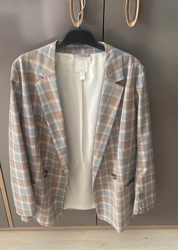 Kadın Gri Bej Kareli Düğmeli Blazer Ceket