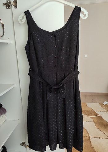 Düğmeli Siyah Midi Kadın Elbise