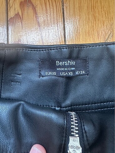 Bershka Bershka Deri Şort