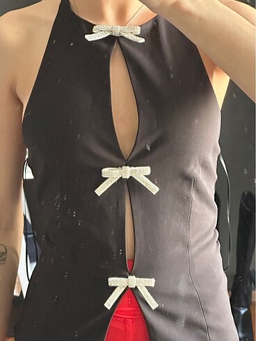 Zara Üst